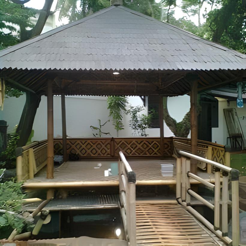 Bangunan Bambu untuk Café & Resto
